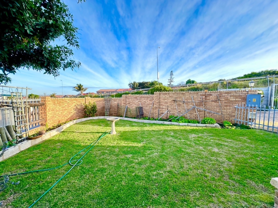 2 Bedroom Property for Sale in Fonteine Park Western Cape